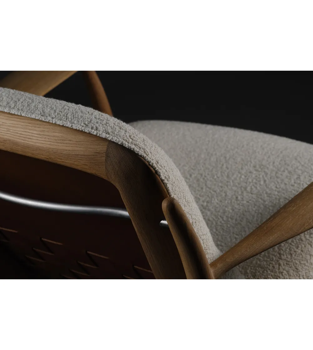 Artisan - Nila Lounge Trimmed Armachair