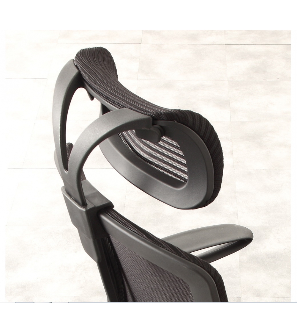 La Seggiola: Office Chair Gravity