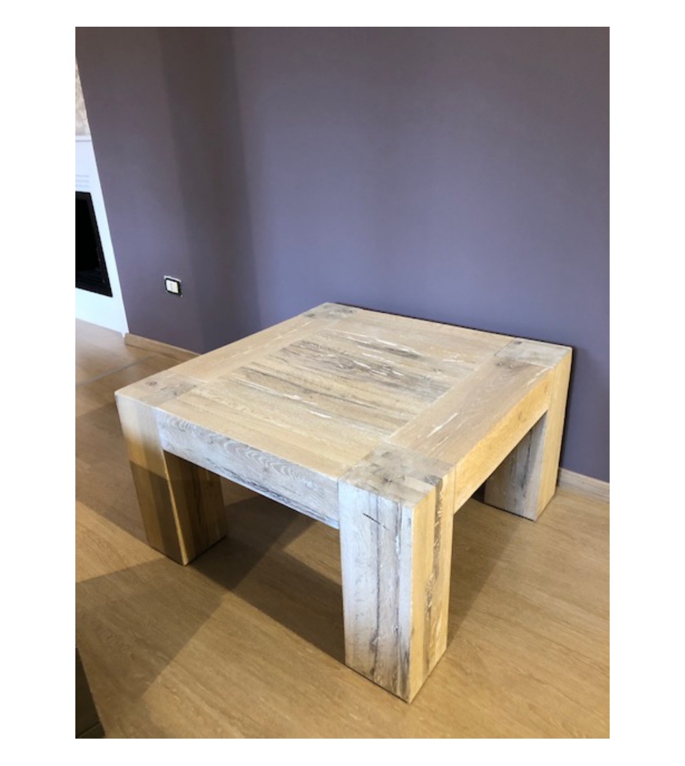 Boston Coffe table on sale...
