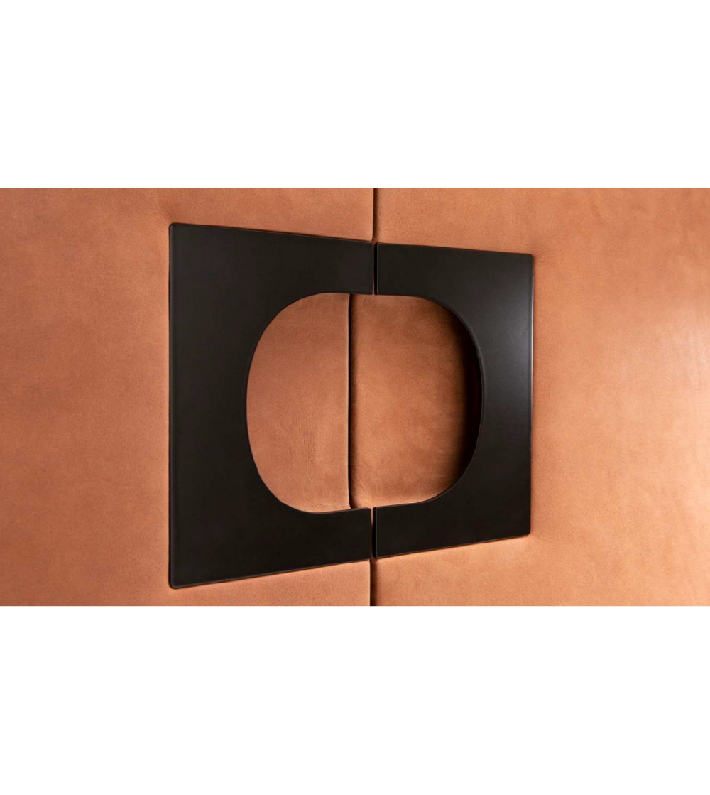 Daytona Moustique Bar Cabinet