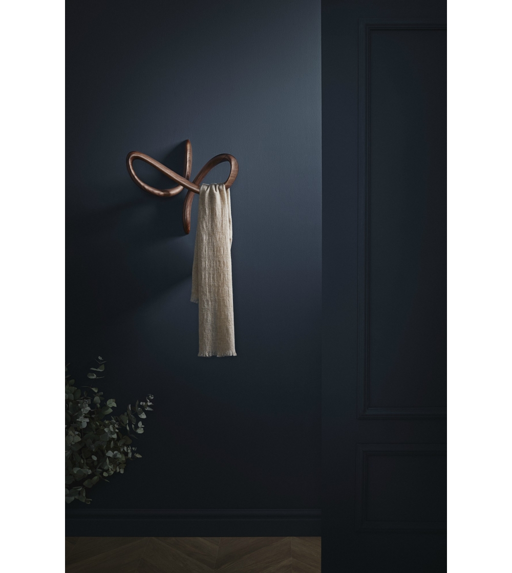 Vértigo Nomon Coat Hanger