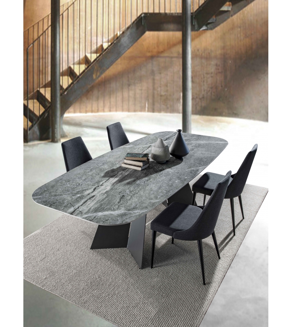La Seggiola Empire Table