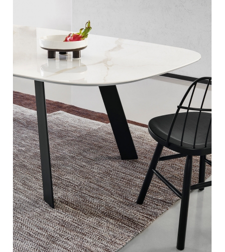Tisch Alexander Botte Midj