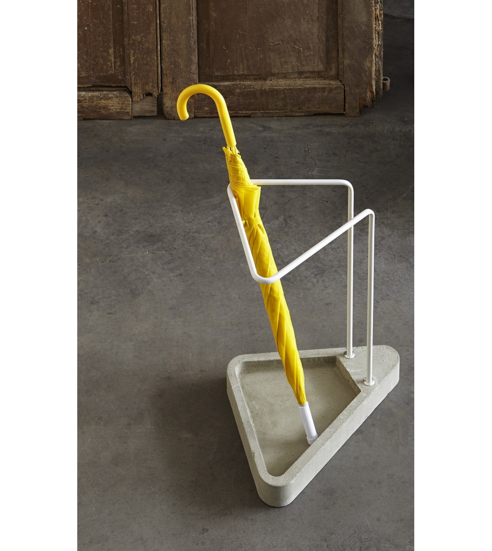 Waiting - Atipico Umbrella Stand