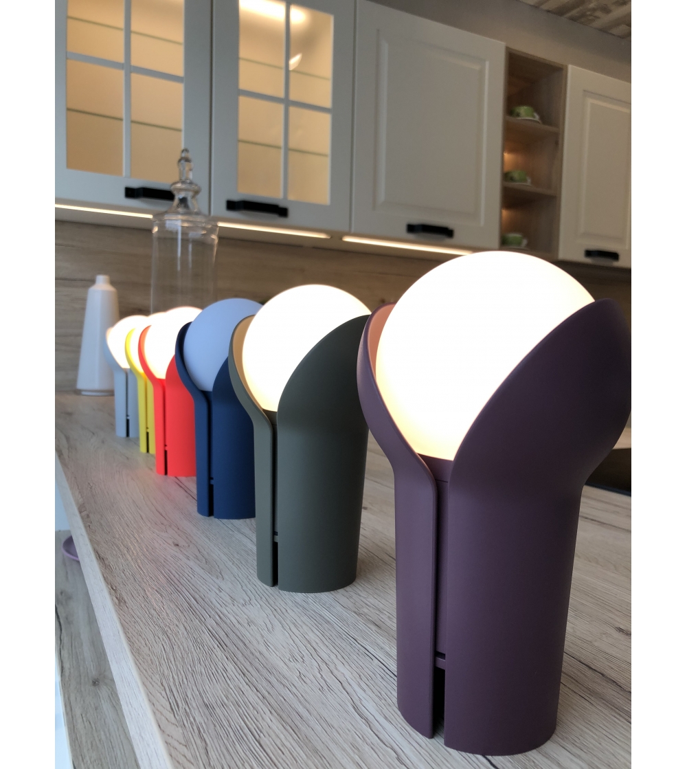Bud Table Lamp Innermost