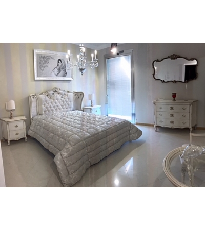 Florence Art Bedroom