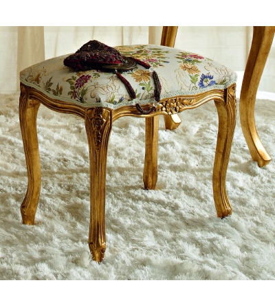 717 Hocker- Andrea Fanfani