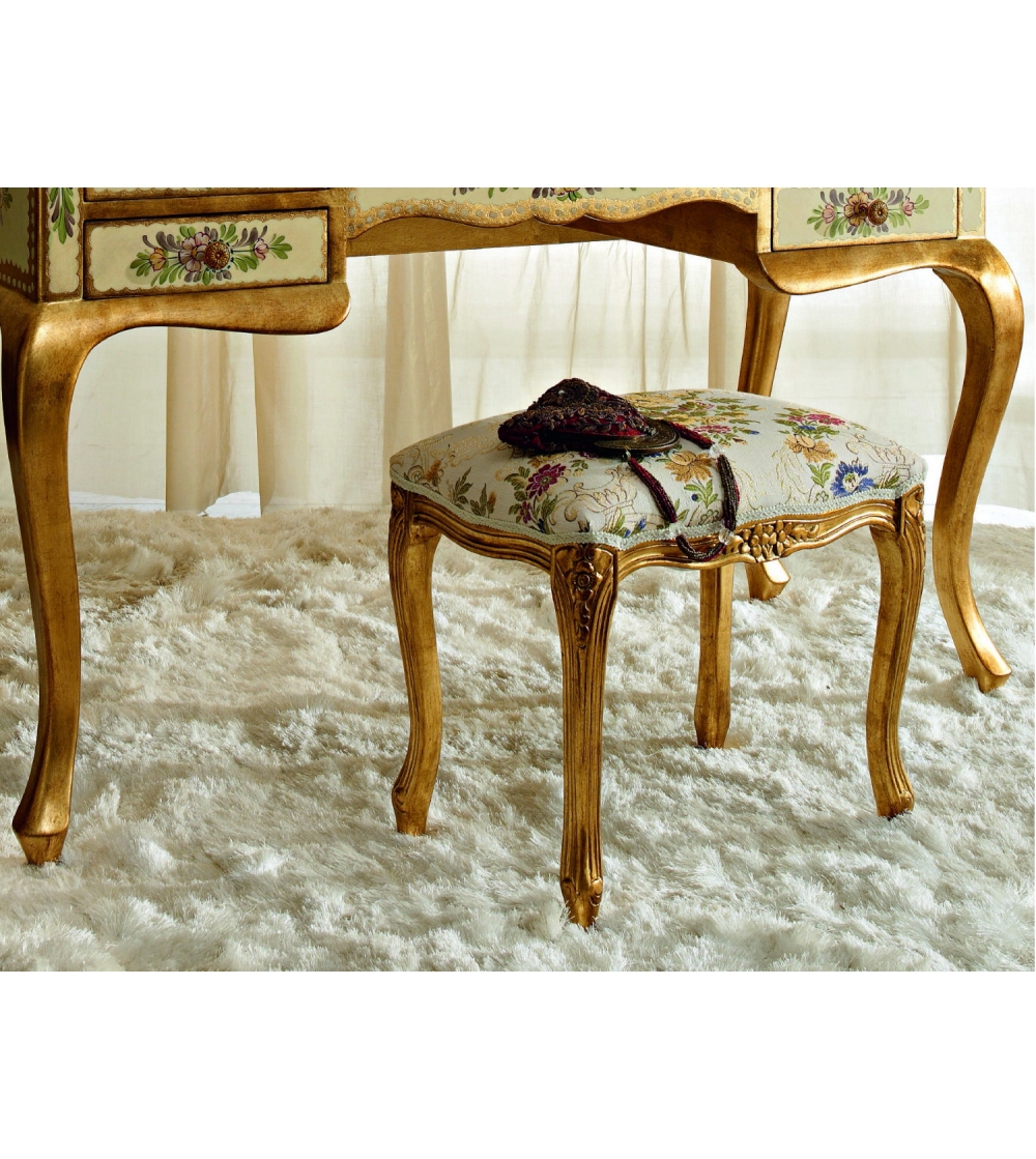 717 Hocker- Andrea Fanfani