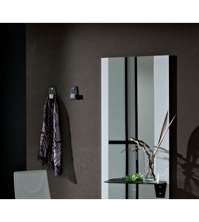 502 Lia - La Primavera Entrance Composition 2