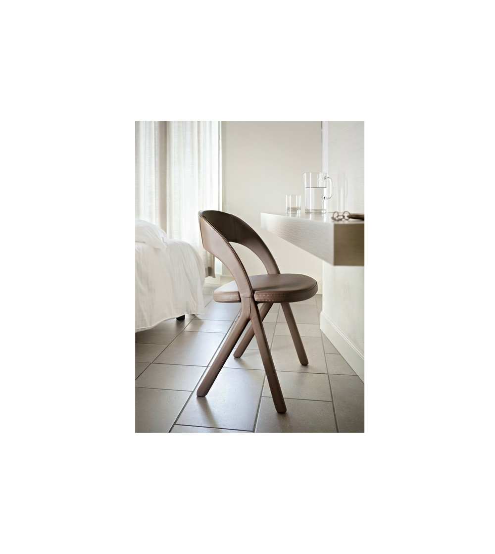 Gesto Chair - Alma Design