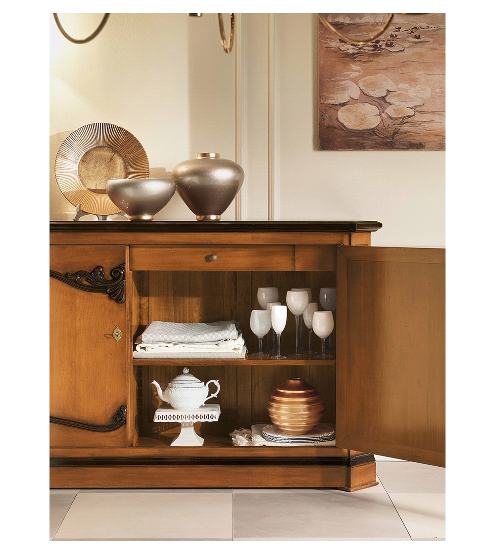 Stella del Mobile Buffet classique...