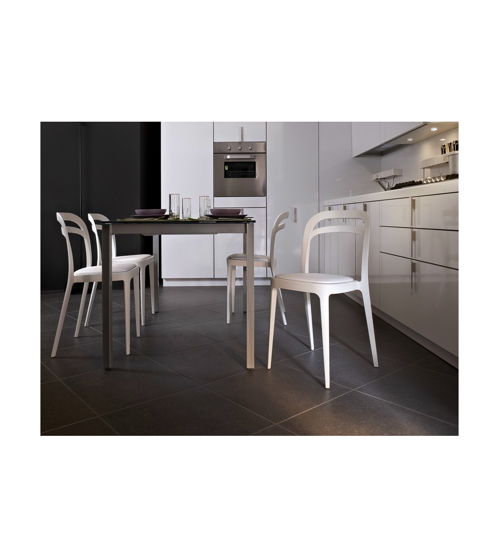 Alma Design - Julie Stuhl