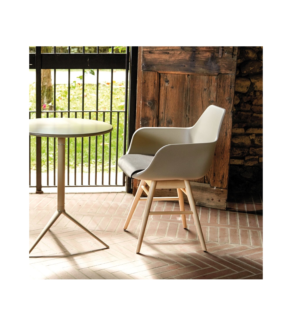 Alma Design - Y Wood 2 2093 Soft Sessel