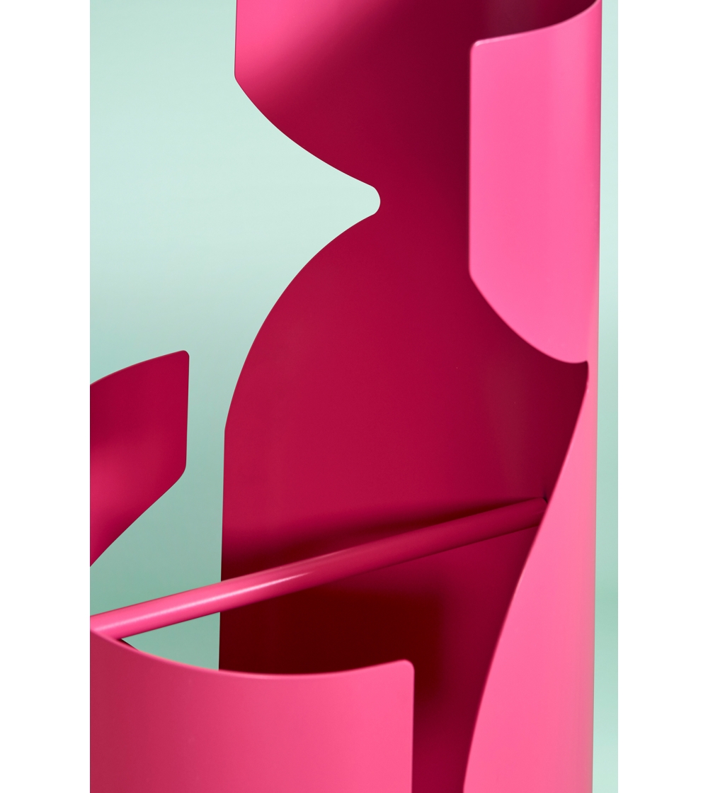 Floorstanding metal umbrella stand Hug - Giacopini Design