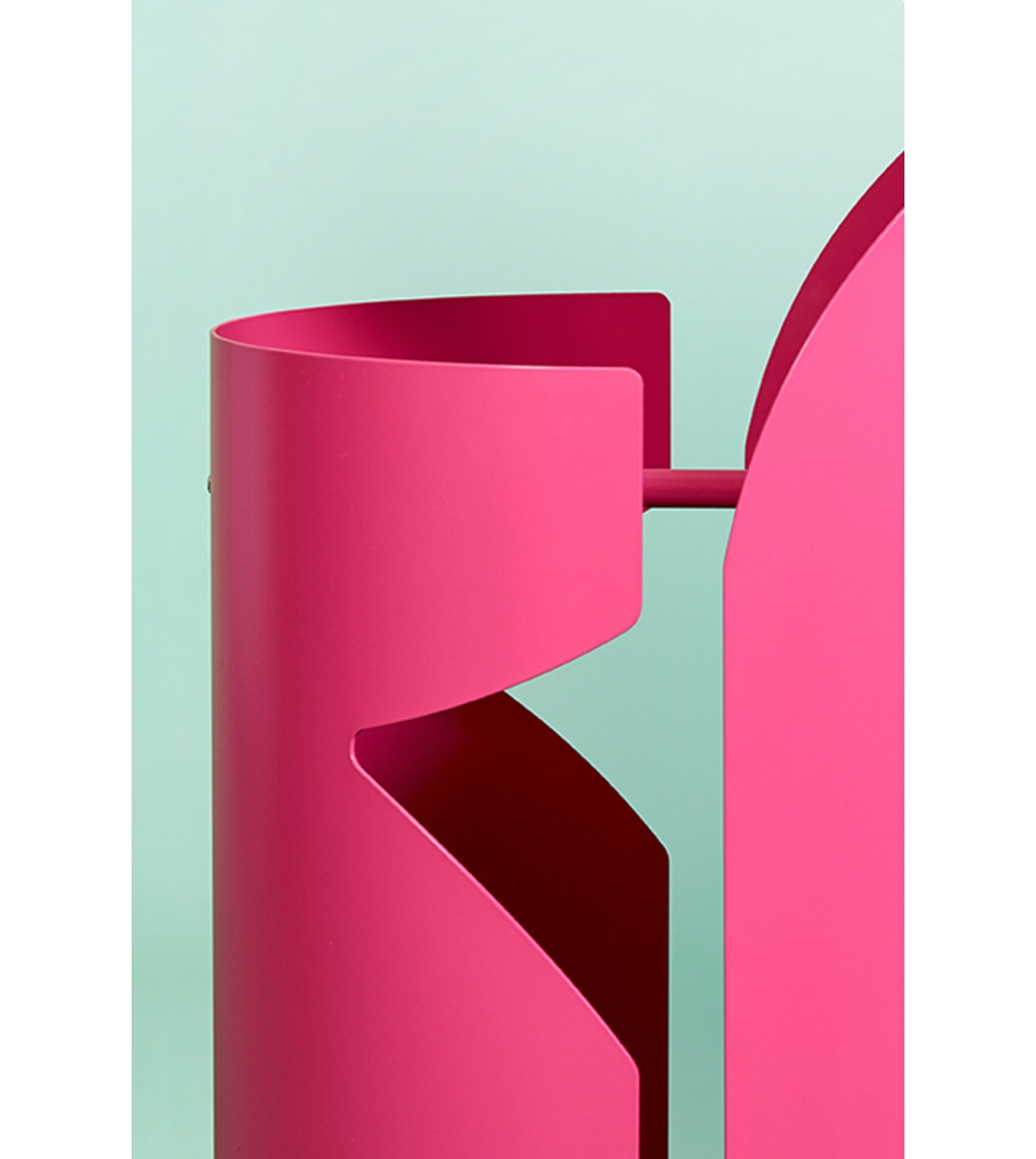 Floorstanding metal umbrella stand...