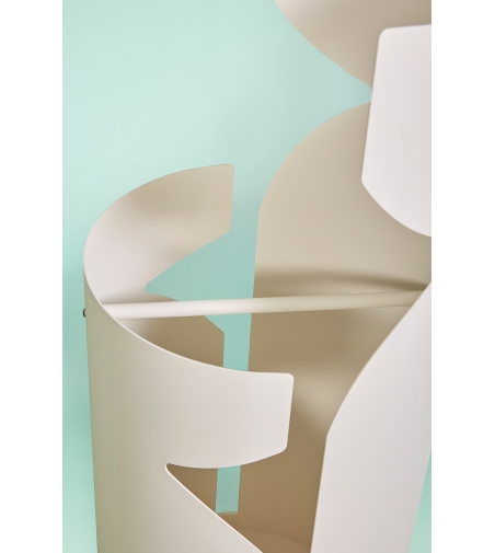 Floorstanding metal umbrella stand Hug - Giacopini Design