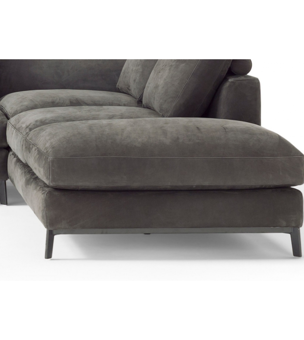 Dorsey Sofa AM023.061+082