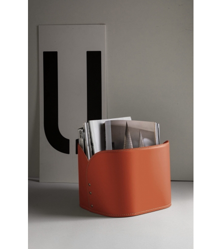 Revistero Diurnus -Limac Design