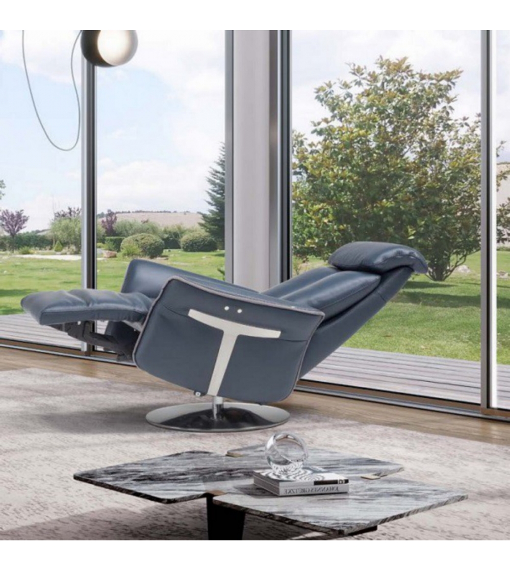 Spazio Relax - Venus Swivel Armchair