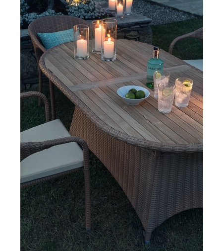 Waikiki Oval Table - Il Giardino Di Legno