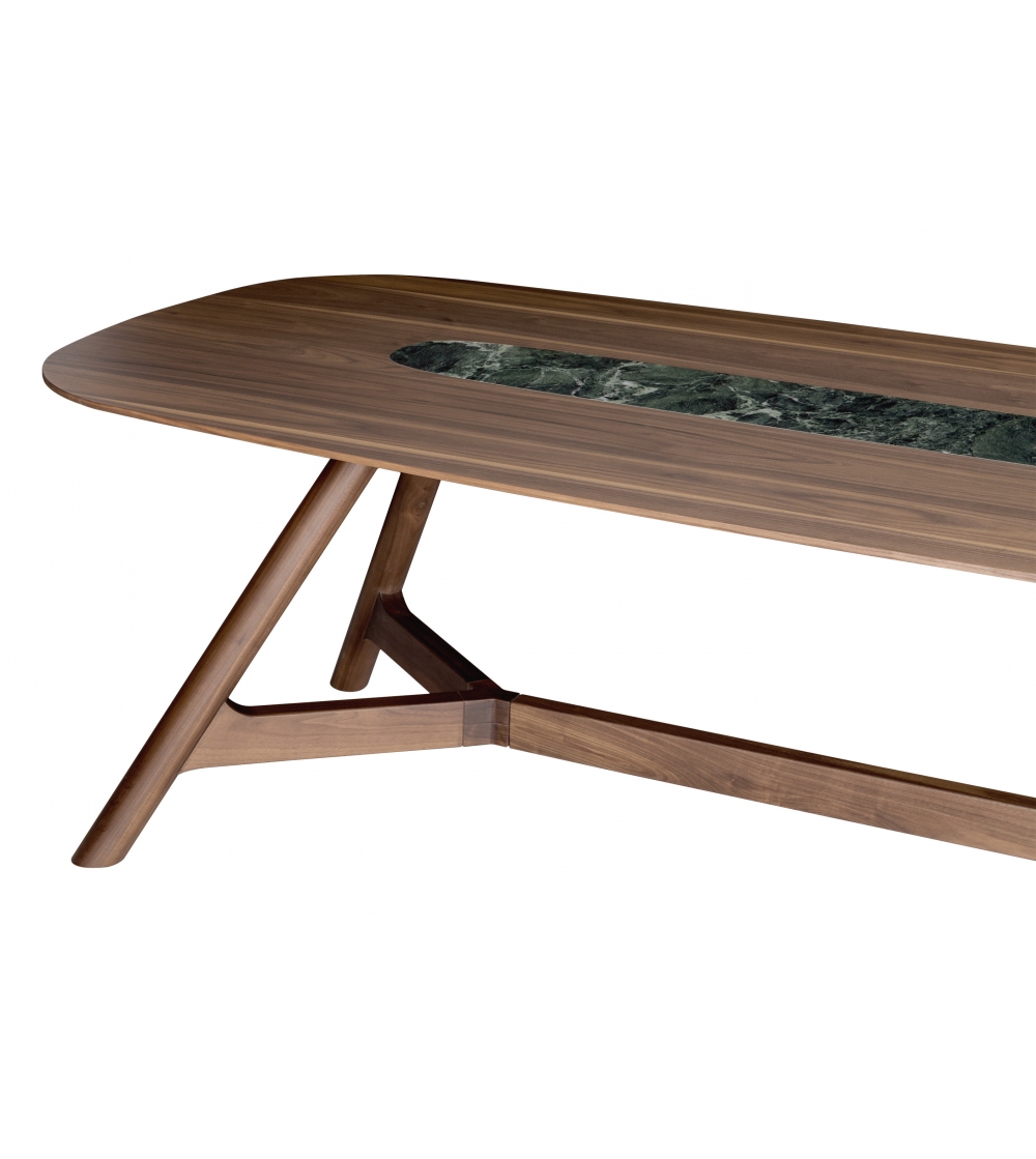 AL2 - Kahal C WCER001 Oval Table