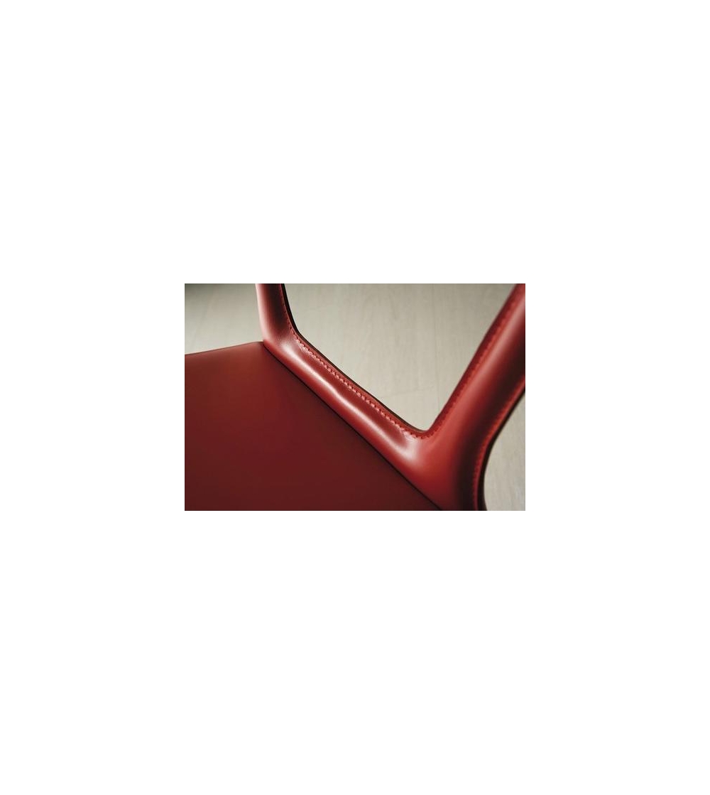 Silla de Cuero Midj