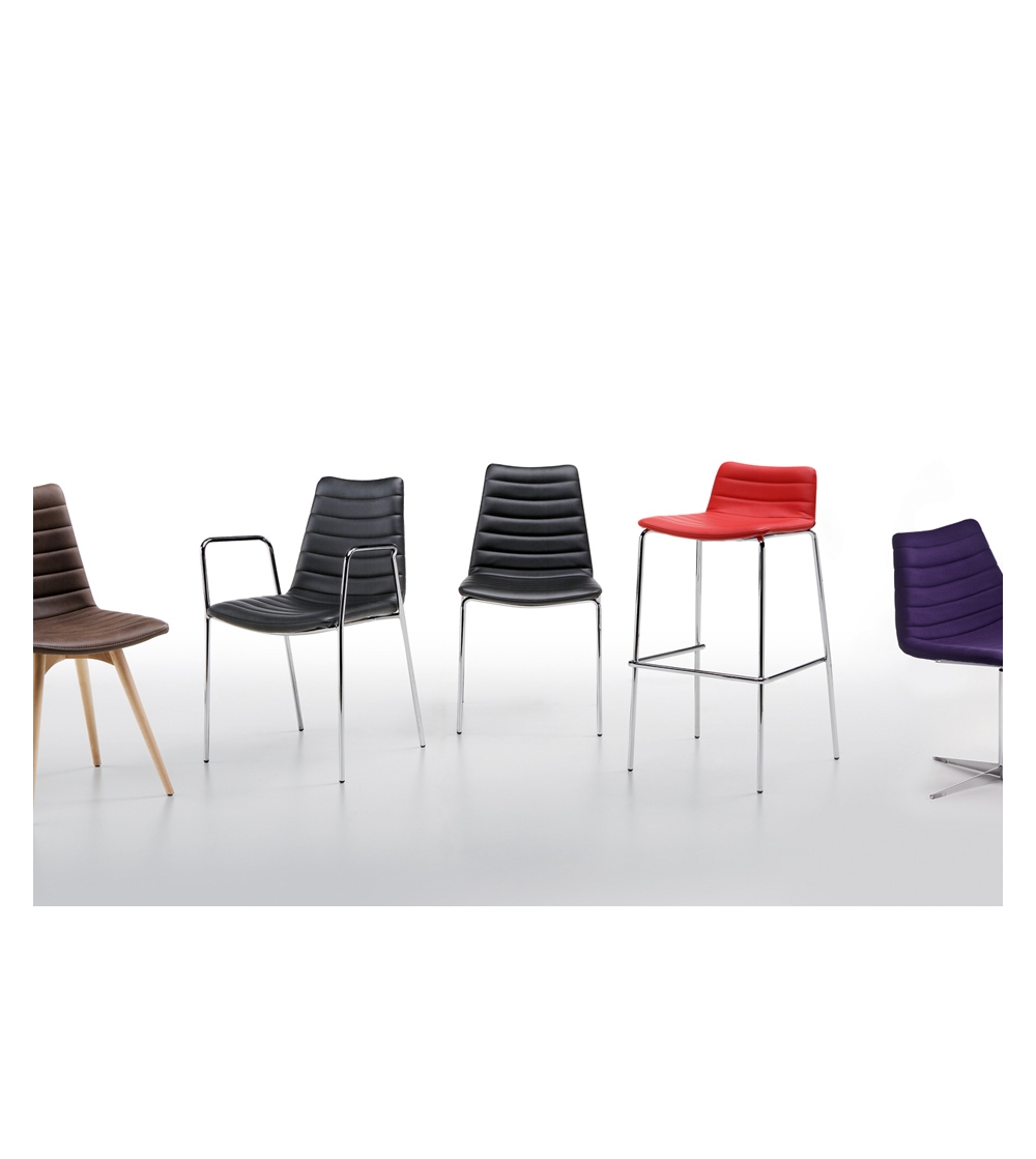 Sillón con Reposabrazos  Cover Midj
