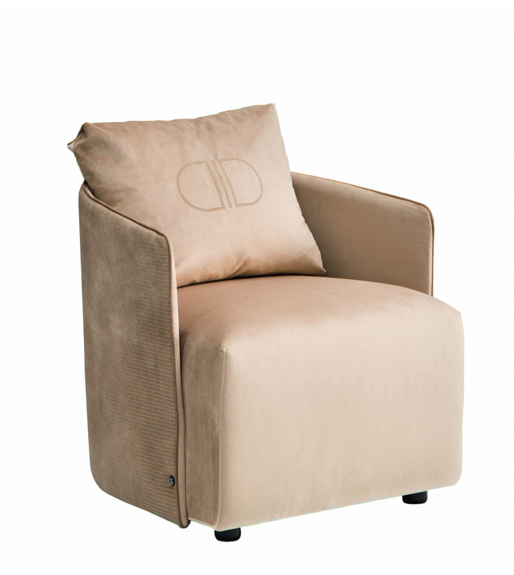 Daytona Betty Elite Armchair