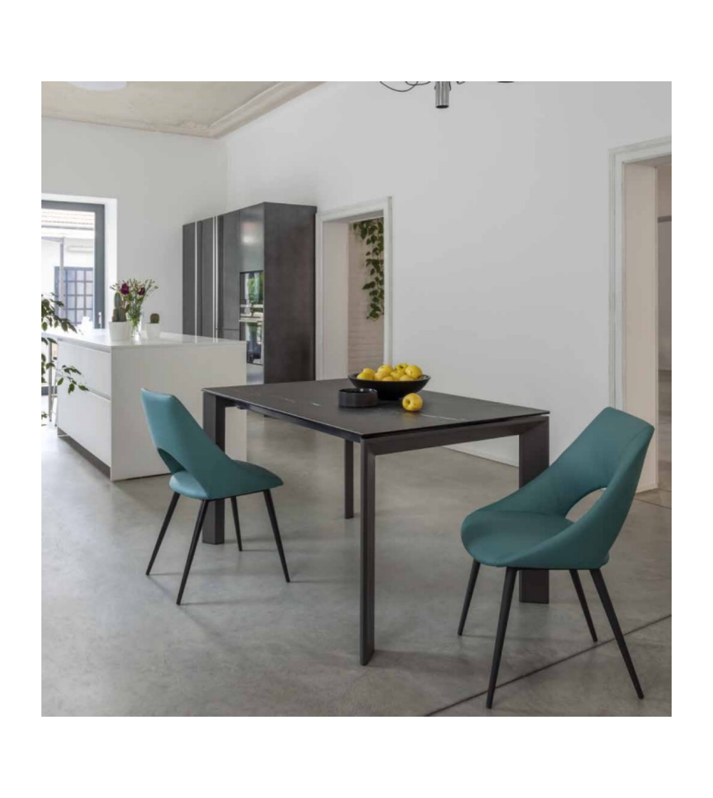 La Seggiola - Ceramique Black Stone Extendable Table