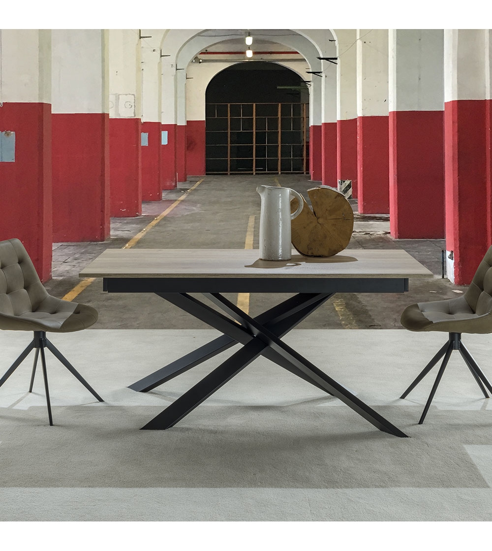 Neue Kollektion Spider Maxi Tisch von...