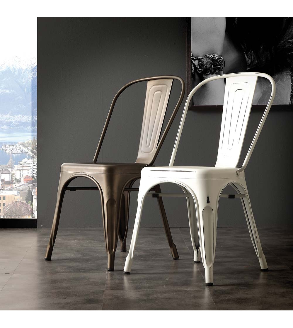 CHAISE EMPILABLE BIG EUROPA PRO