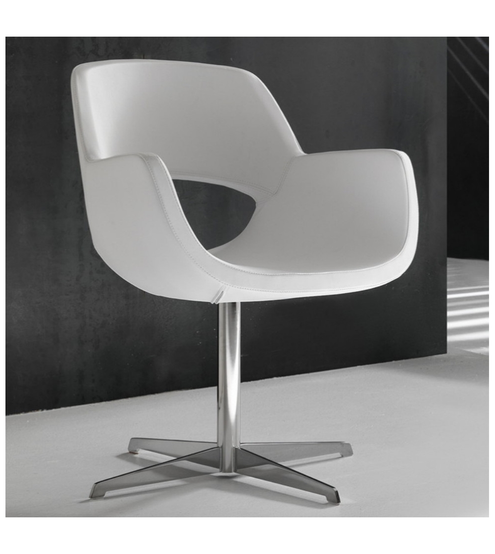 Key Cross Armchair La Seggiola