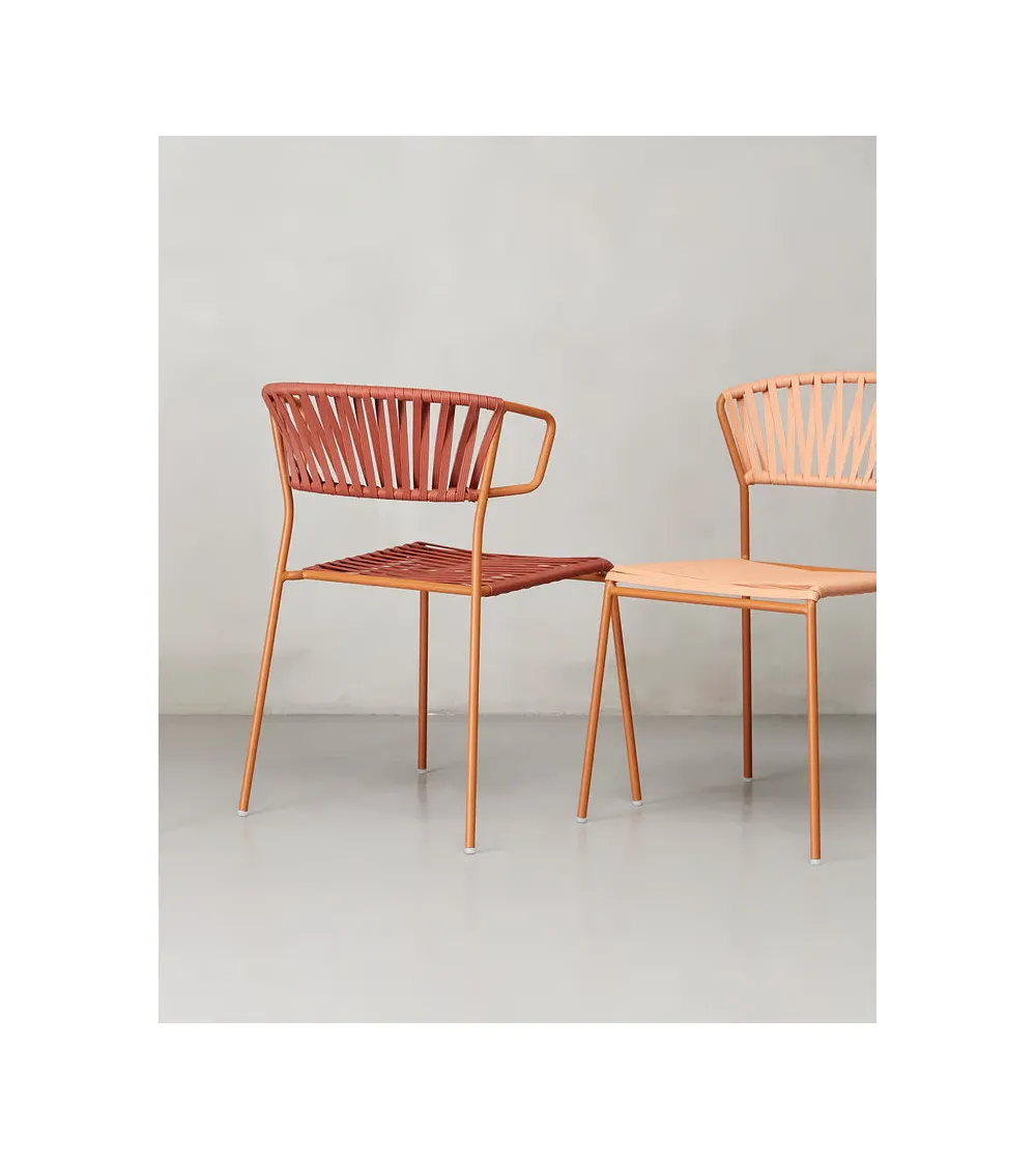 Lot 2 Chaises Lisa Club - SCAB