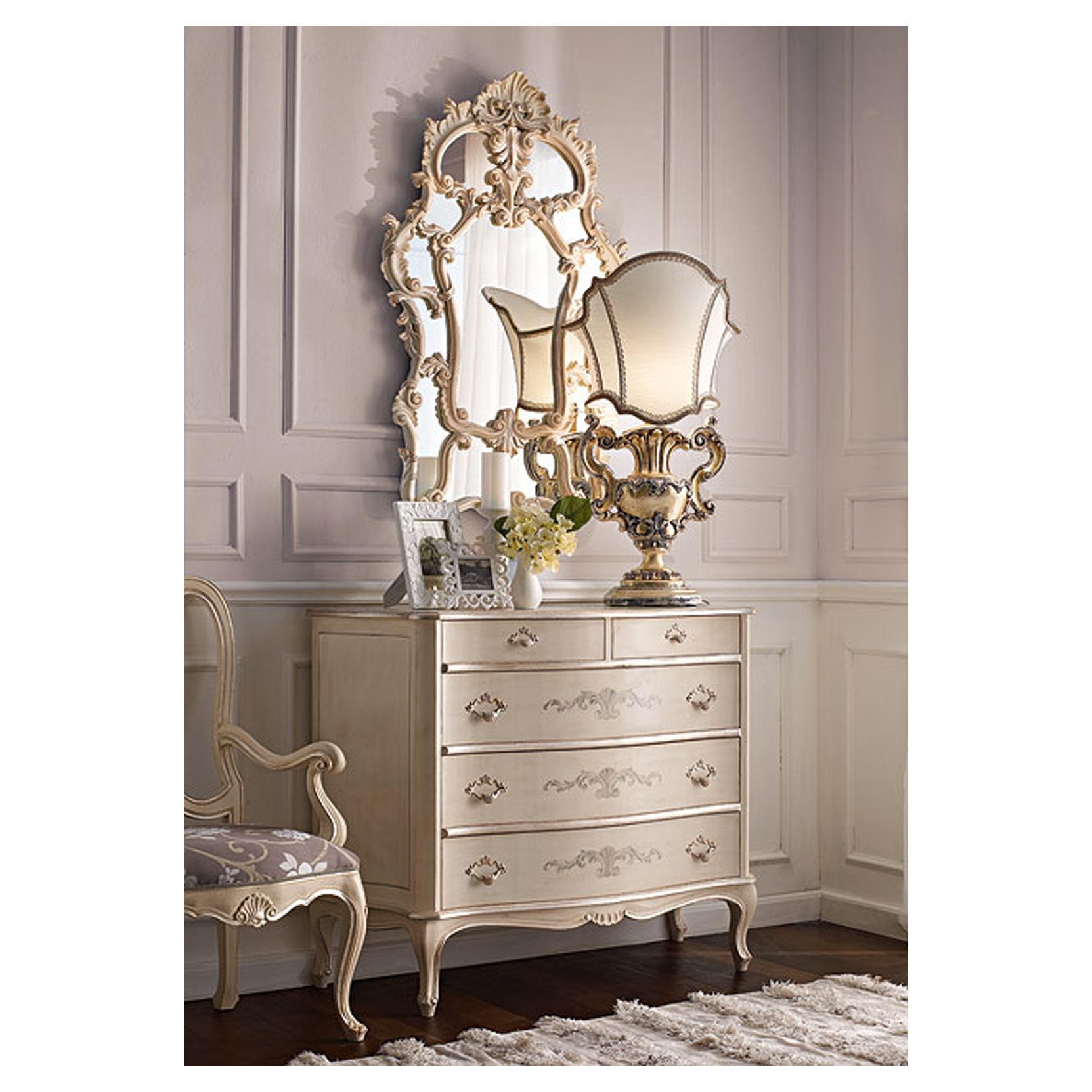 article dresser