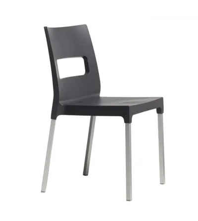 Lot 4 Chaises Maxi Diva - SCAB 2