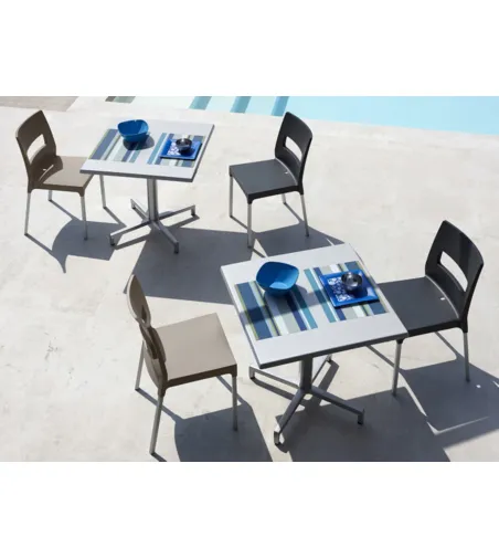 Lot 4 Chaises Maxi Diva - SCAB
