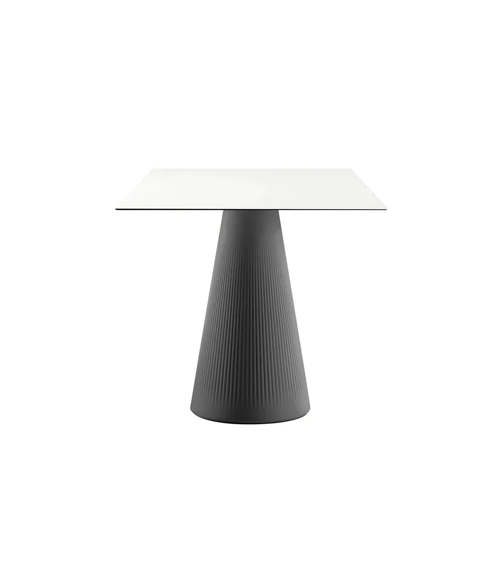 Plust - Fade Square Table