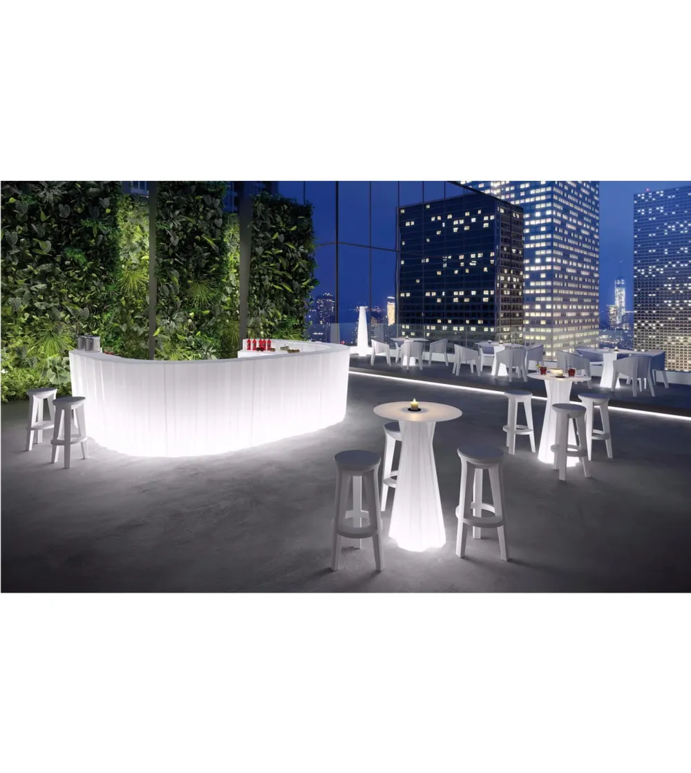 Plust - Frozen High Round Table