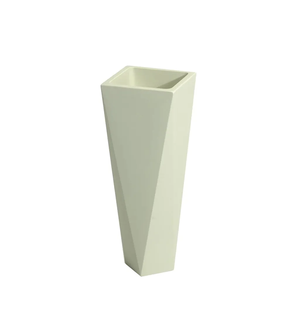 Plust - Diamond Vase