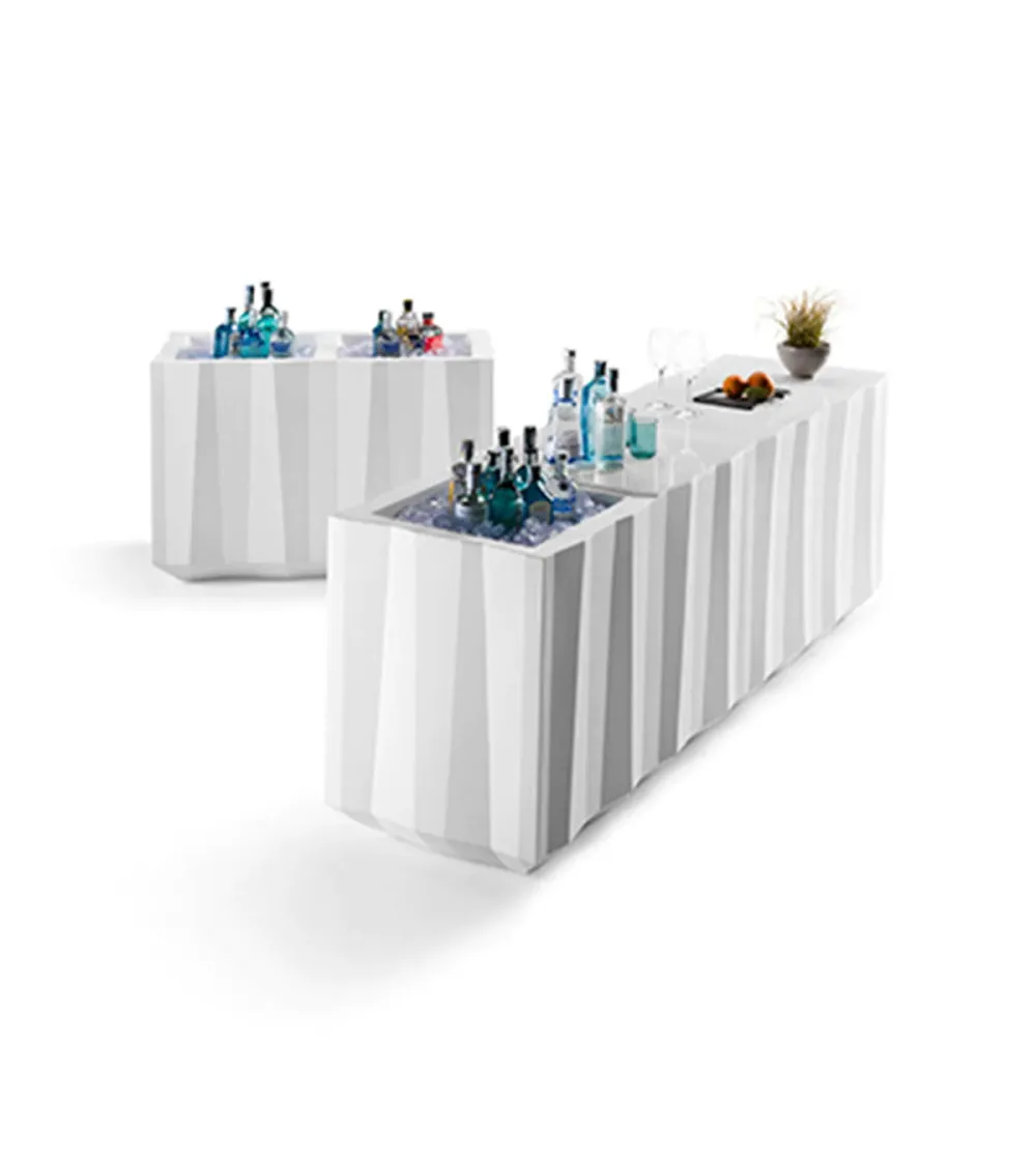 Plust - Frozen Catering Counter