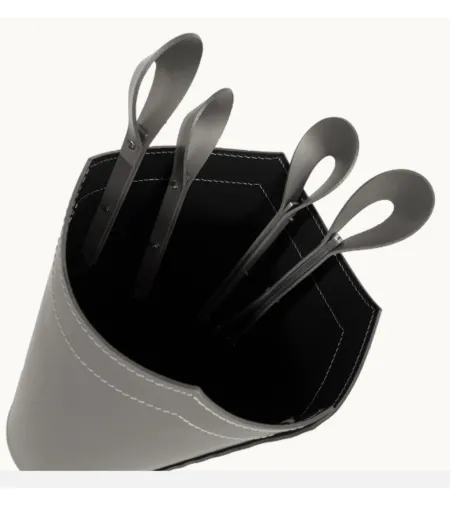 Ensemble Conteneur Avec Outils Cheminée Efesto - Limac Design