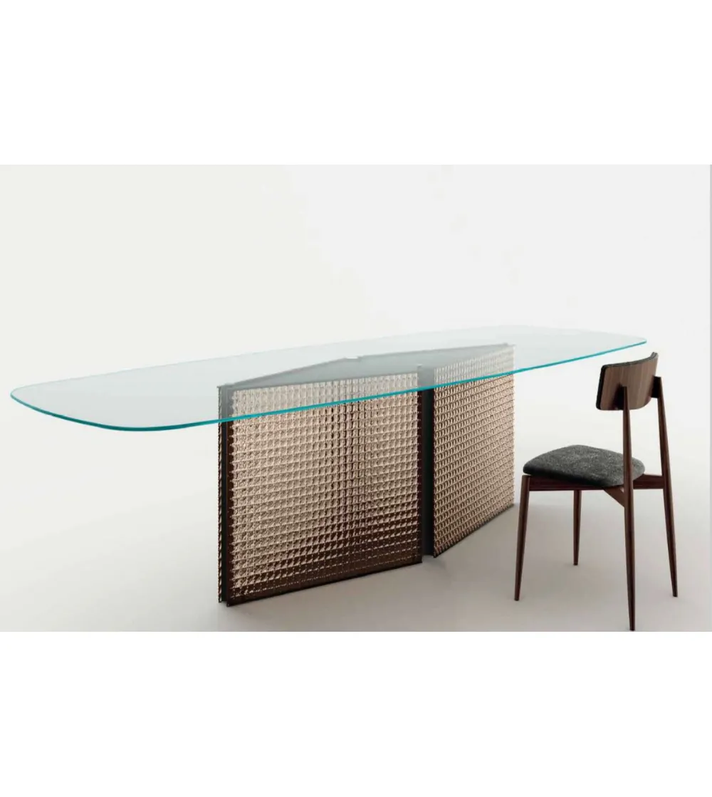 Tonelli Design - Bow Tisch