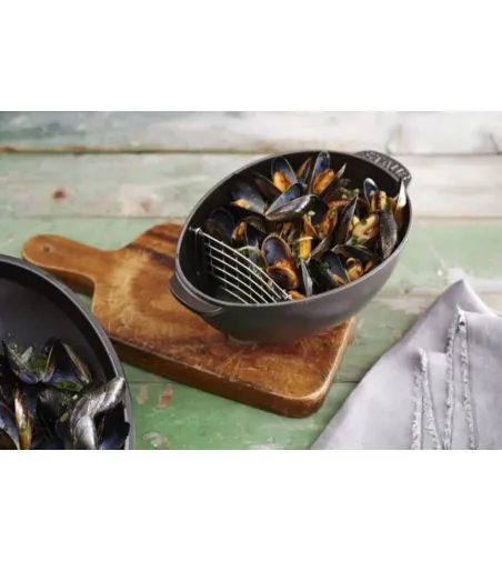 Poêle À Moules Ovale - Staub