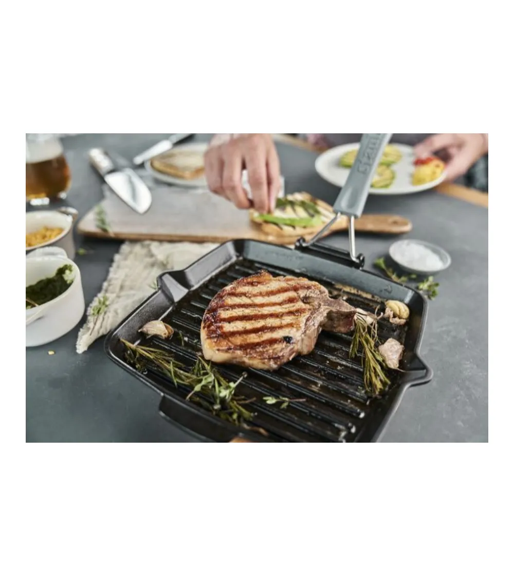 Square Grill Pan With Spouts - Staub