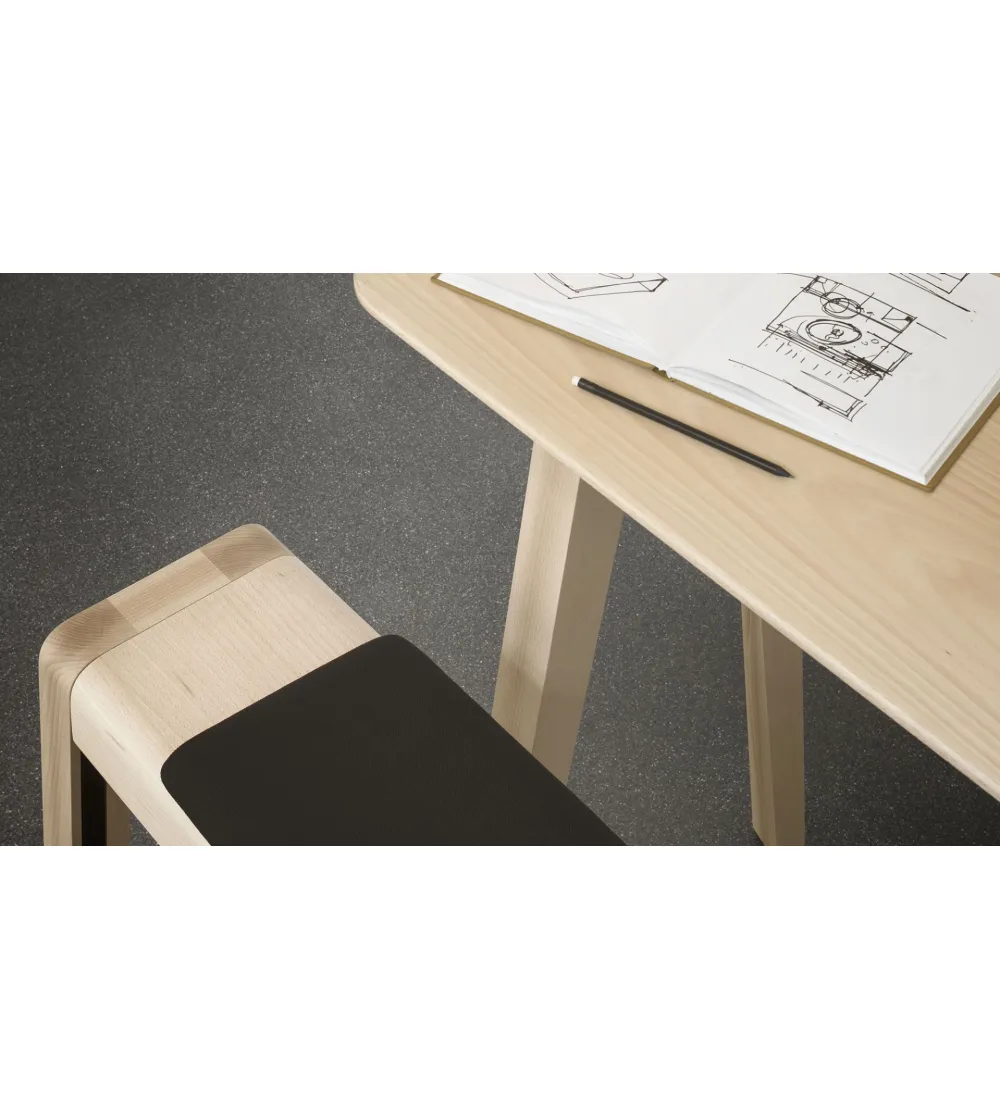 Table E-Quo - True