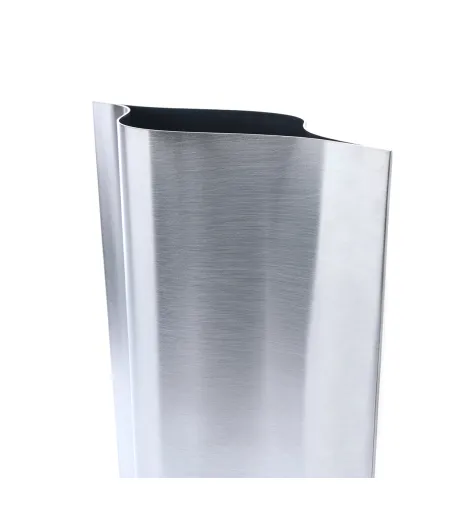 Albatros Satin Black Vase - Mesa Design