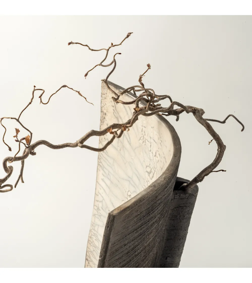 Atmosfera Zen Vase Sculpture - Design...