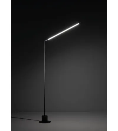 Reflex - Essential Lese-Stehlampe